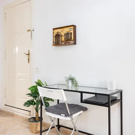 Costa Apartment *