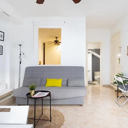 Costa Apartment *